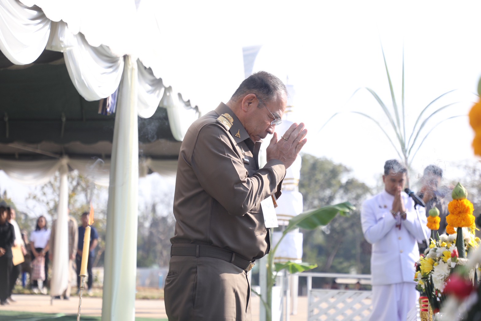 title - วันที่ 14 มกราคม 2569 ส.ป.ก. เข้าร่วมพิธีเปิดสำนักงานฯ พร้อมมอบเอกสารสิทธิ์ การใช้ประโยชน์ที่ดิน (ส.ป.ก.) และประชุมการติดตามการดำเนินงานตามแผนปฏิบัติการพัฒนาพื้นที่สถานีวิจัยการเกษตรและพัฒนาโครงการหลวงโนนดินแดง ณ จังหวัดบุรีรัมย์